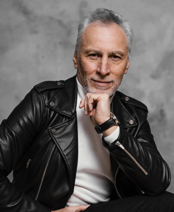 モデルキャスティング