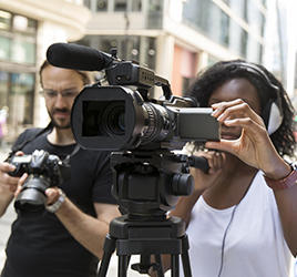 モデルキャスティング